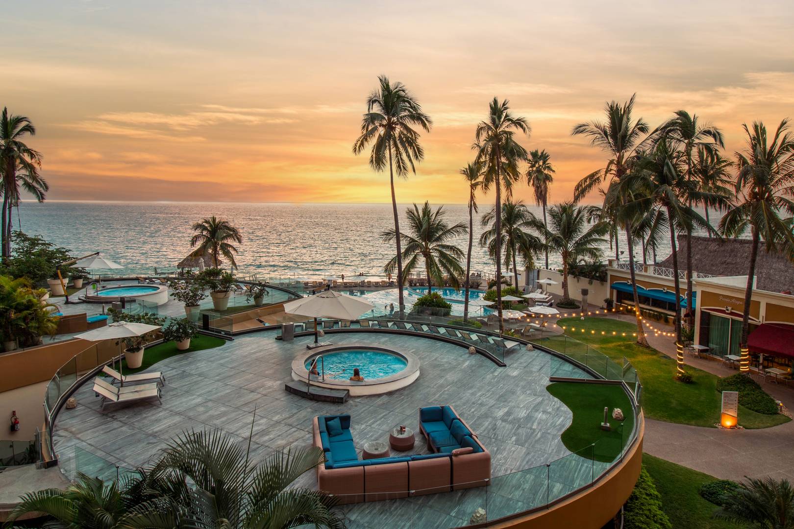 Puerto Vallarta Vacations - Sunset Plaza Beach Resort - All-Inclusive - Property Image 4