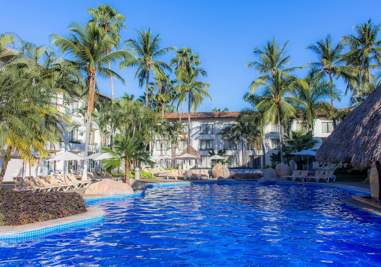 Puerto Vallarta Vacations - Plaza Pelicanos Club Beach Resort - All-Inclusive - Property Image 2