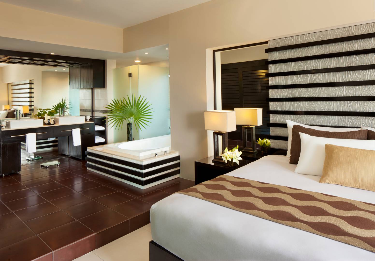 Cancun Vacations - The Fives Beach Hotel - All-Inclusive - Property Image 2