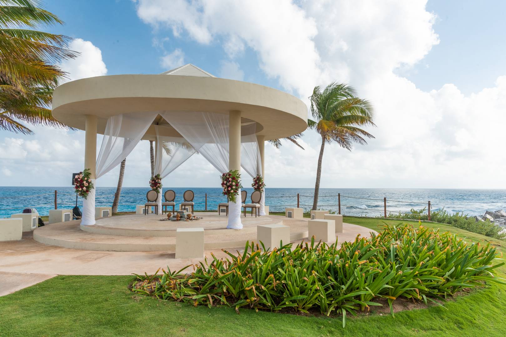 Turquoize at Hyatt Ziva Cancun - All-Adults, All-Inclusive