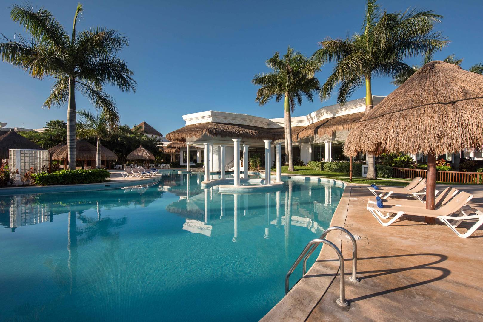 Grand Sunset Princess All-Suites Resort - All-Inclusive