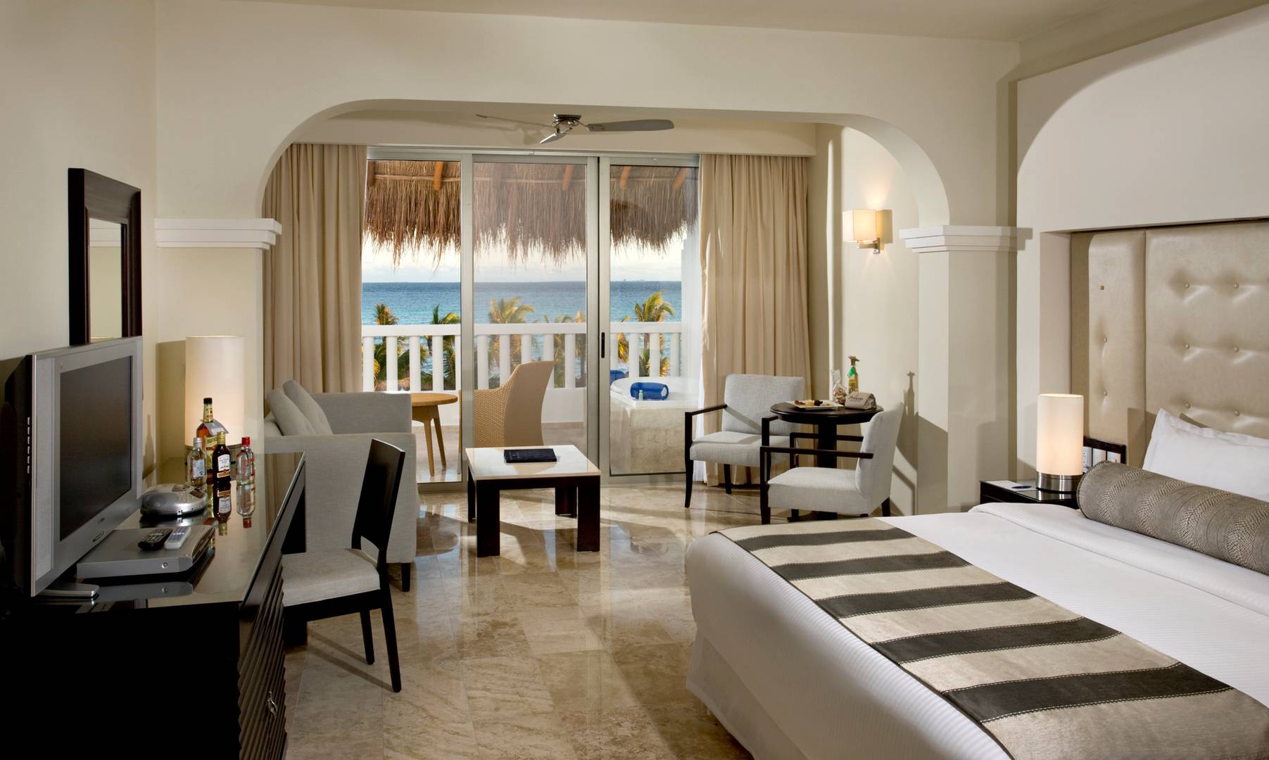 Cancun Vacations - Grand Sunset Princess All-Suites Resort - All-Inclusive - Property Image 14