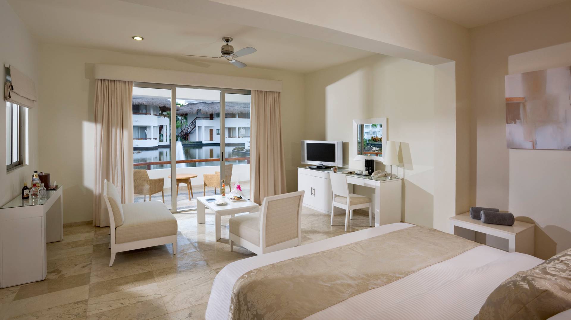 Cancun Vacations - Grand Sunset Princess All-Suites Resort - All-Inclusive - Property Image 39