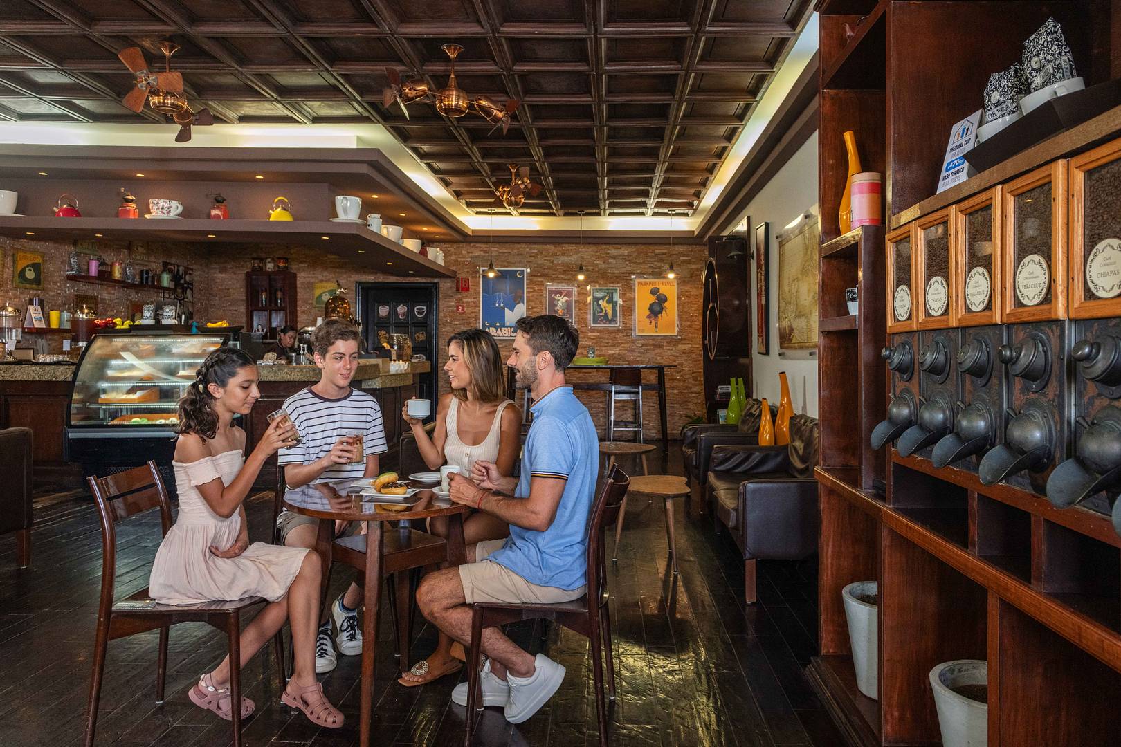 Cancun Vacations - Ocean Coral and Turquesa - All-Inclusive - Property Image 4