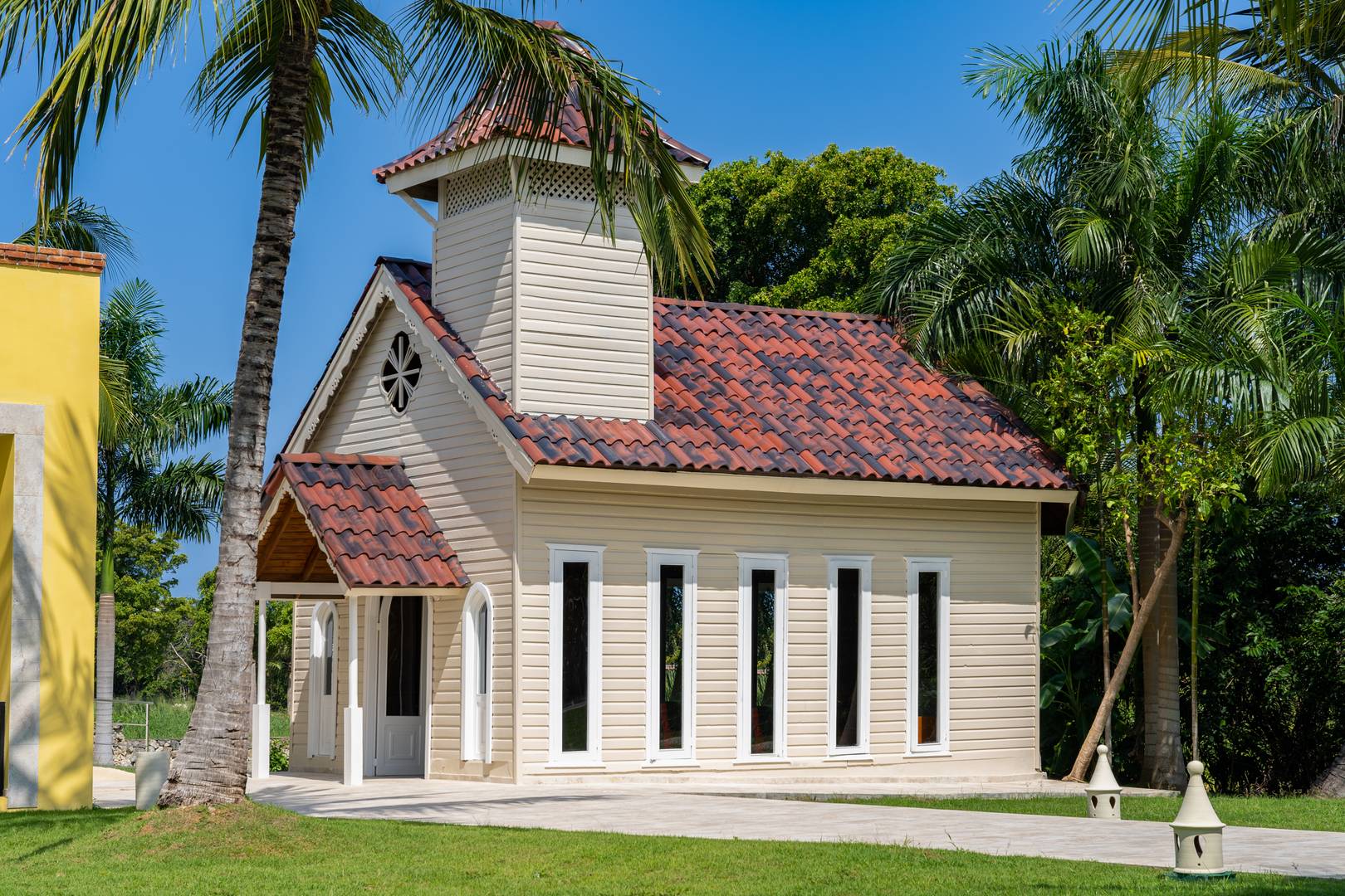 Tropical Deluxe Princess - All-Inclusive