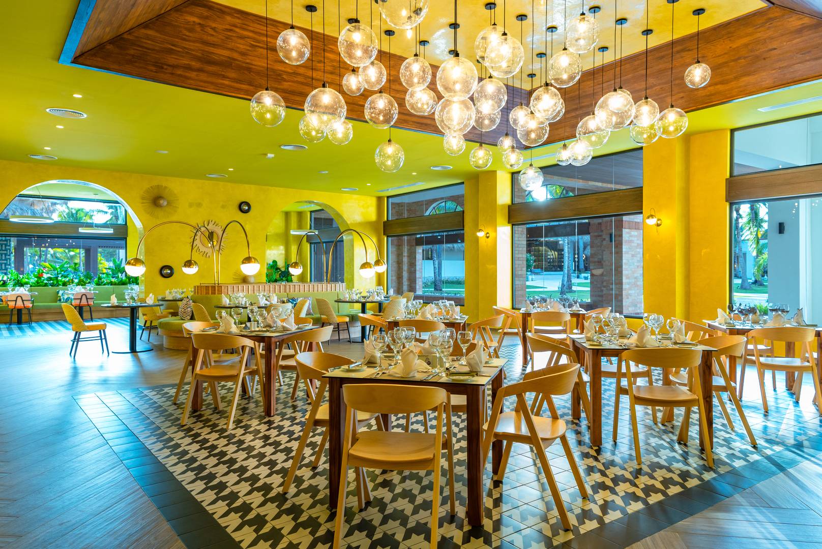 Tropical Deluxe Princess - All-Inclusive