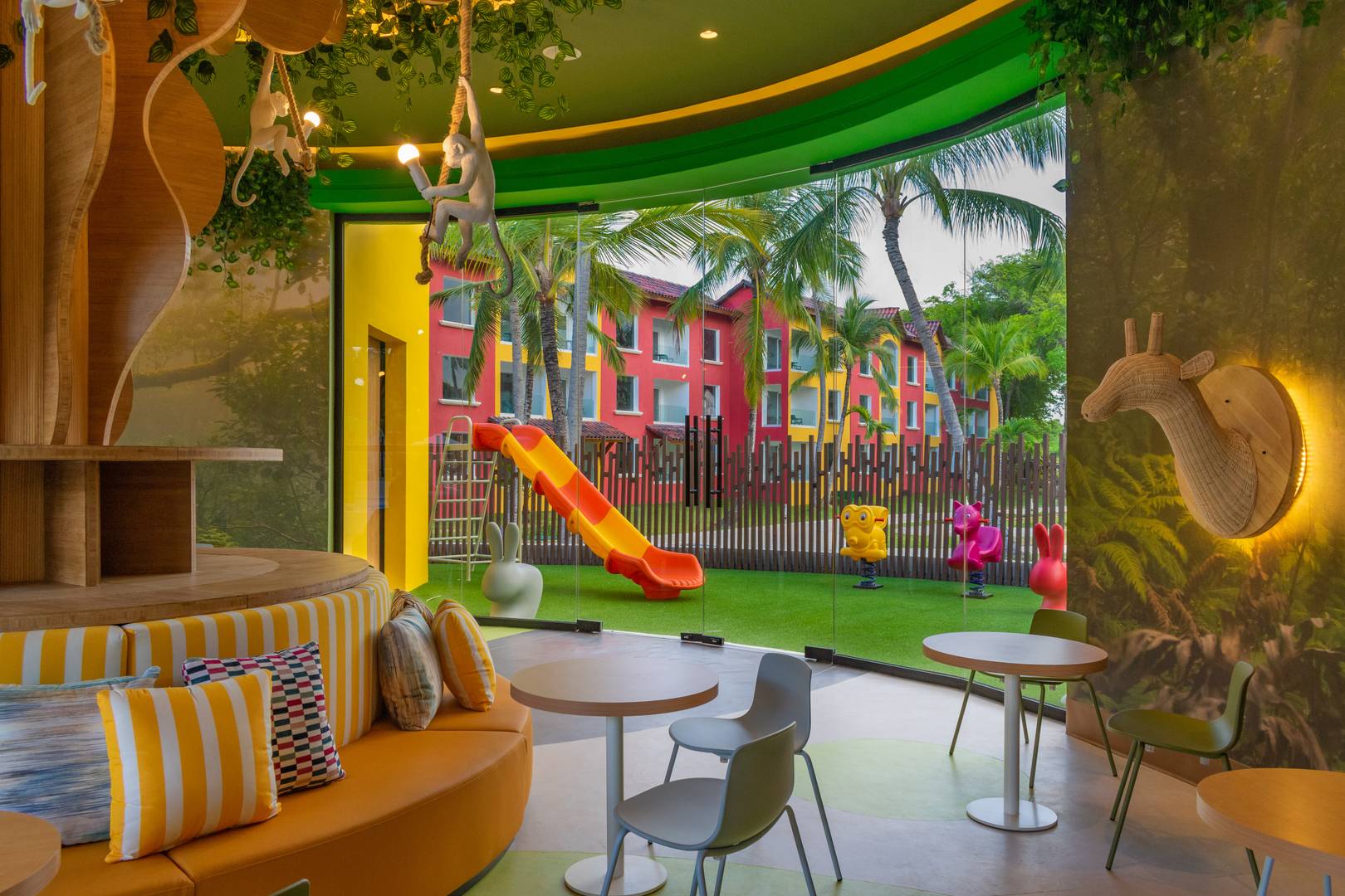 Tropical Deluxe Princess - All-Inclusive