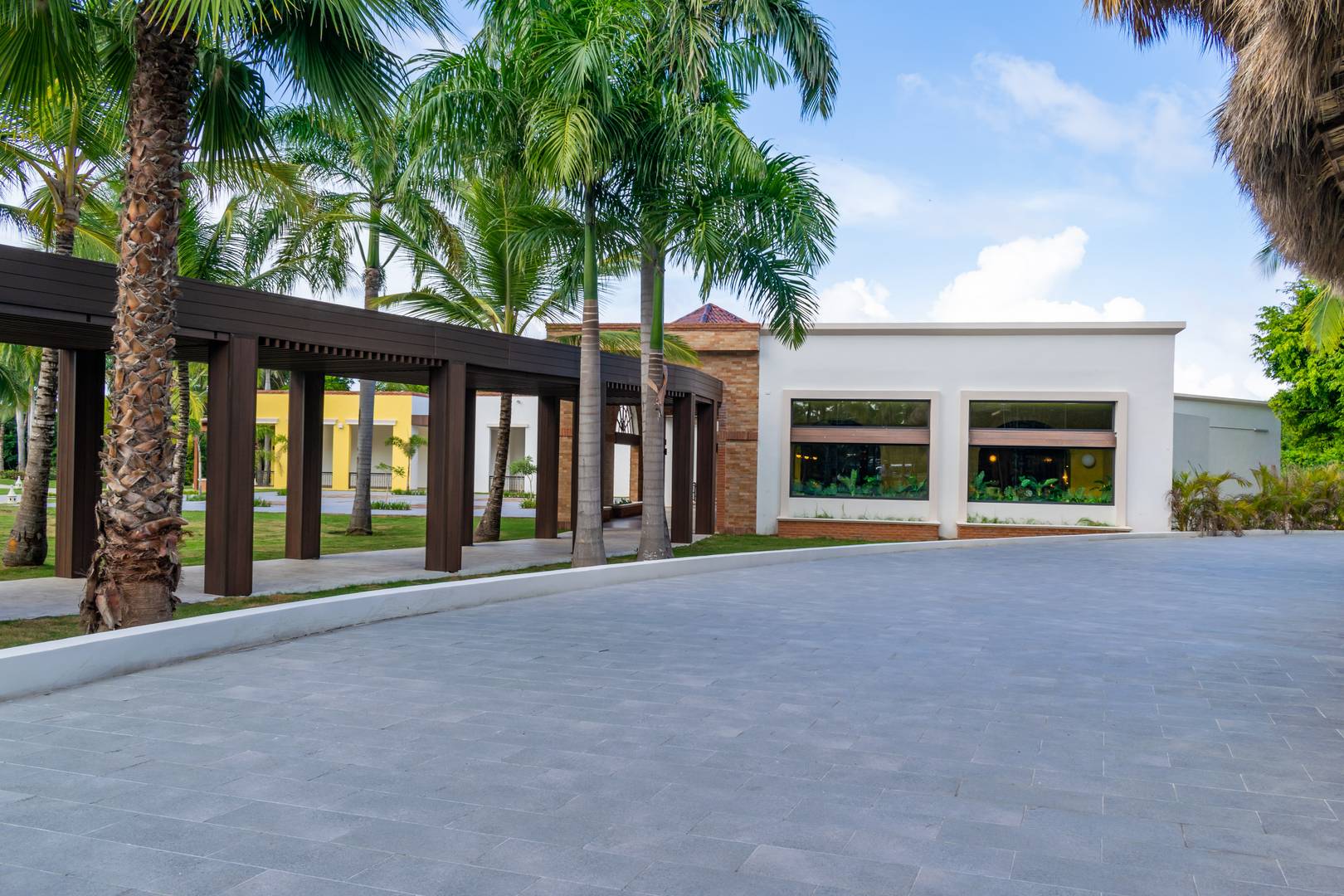 Tropical Deluxe Princess - All-Inclusive