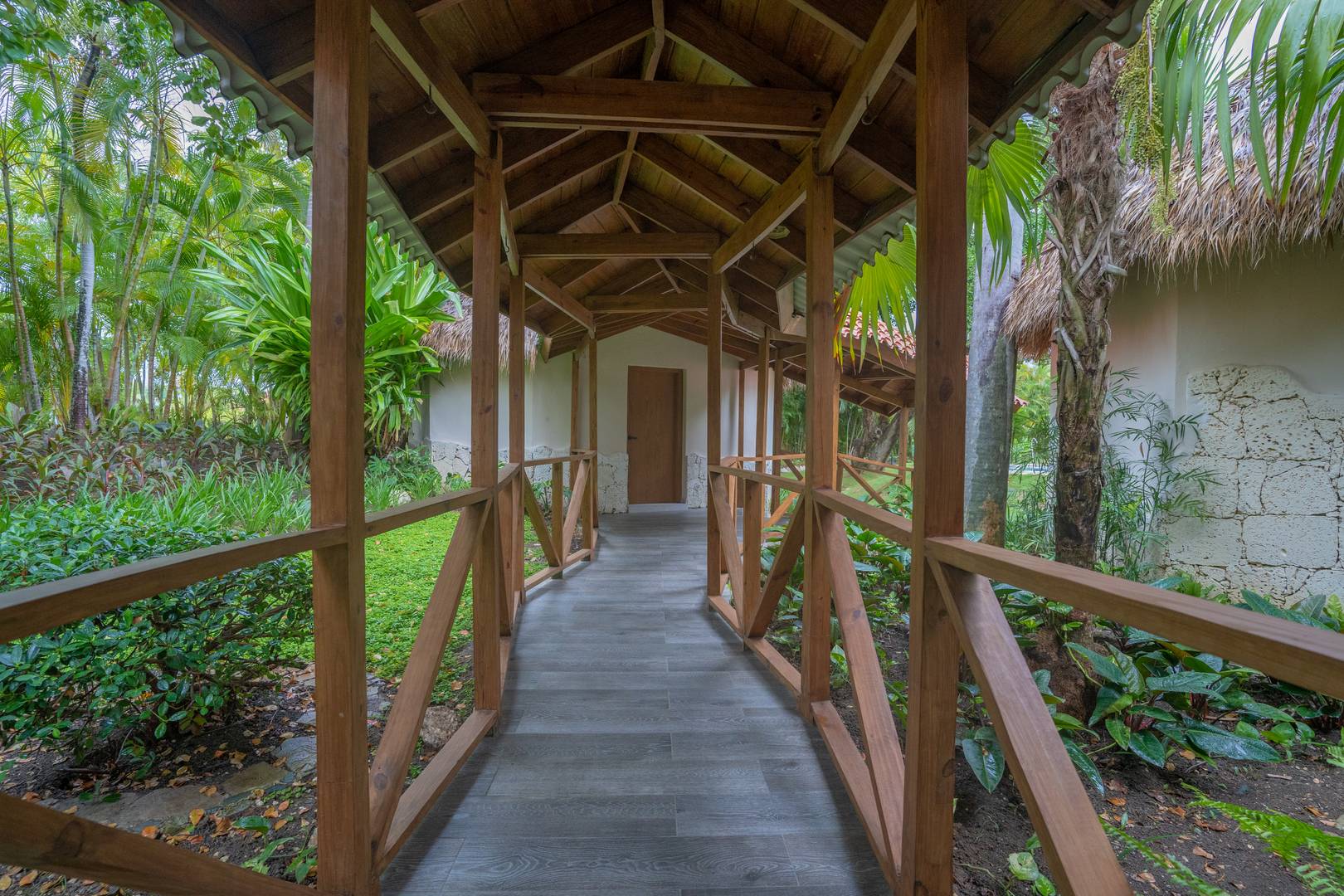 Tropical Deluxe Princess - All-Inclusive