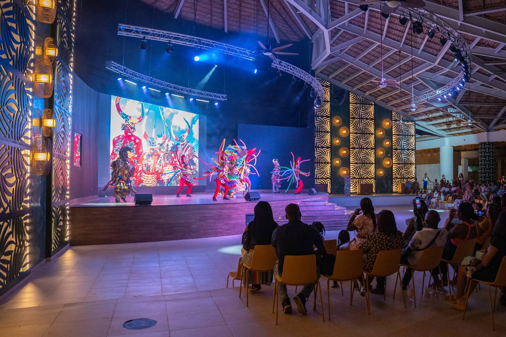 Tropical Deluxe Princess - All-Inclusive