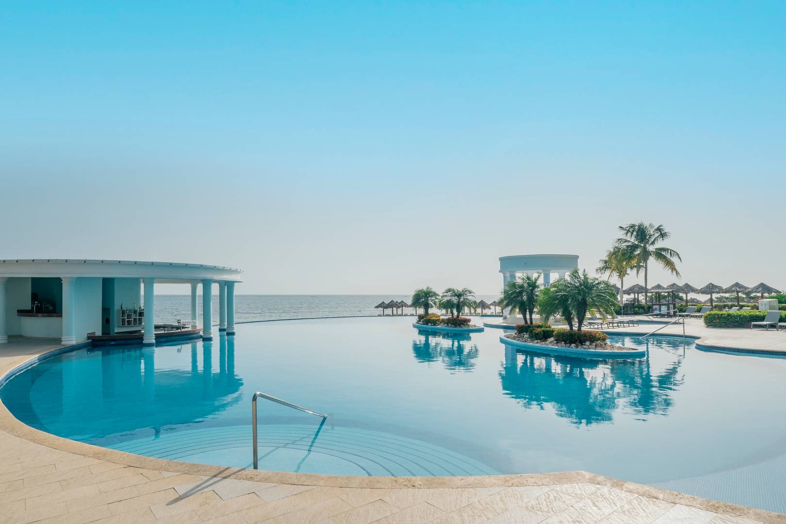 Jamaica Vacations - Iberostar Selection Rose Hall Suites - All-Inclusive - Property Image 4