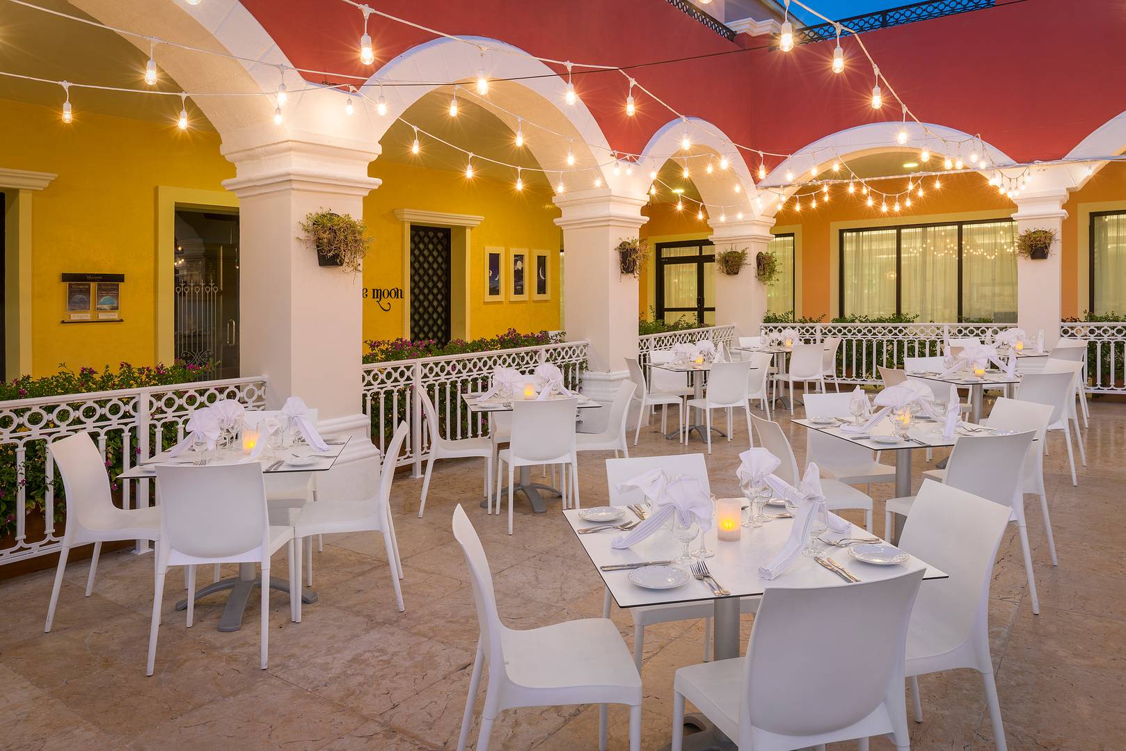 El Beso Adults Only at Ocean Coral and Turquesa - All-Inclusive