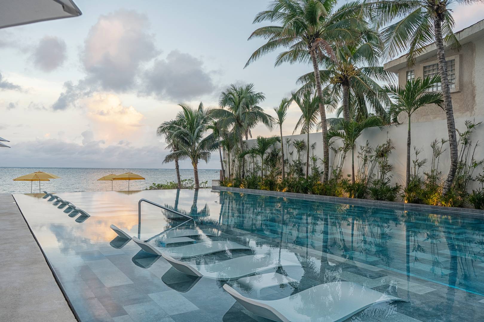 Cancun Vacations - The Fives Oceanfront - All-Inclusive - Property Image 2