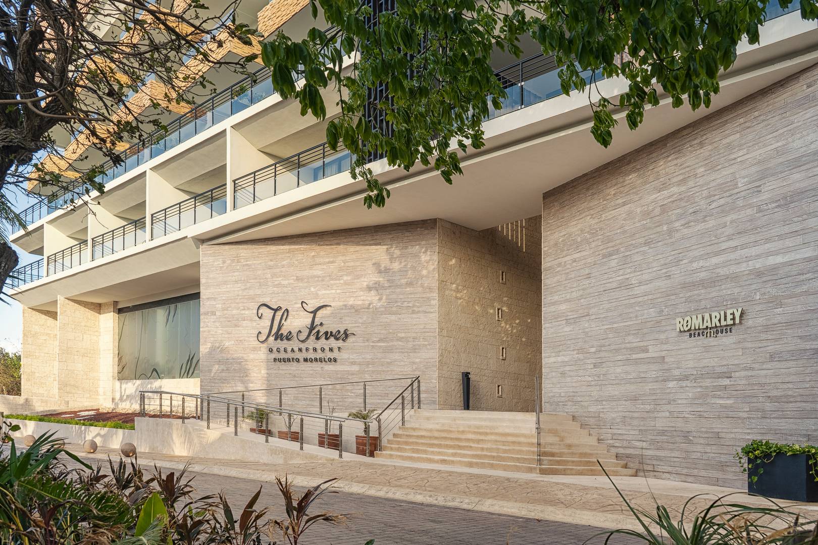 Cancun Vacations - The Fives Oceanfront - All-Inclusive - Property Image 3