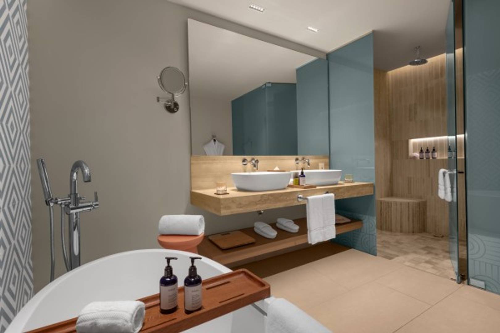 Cancun Vacations - Hilton Cancun Mar Caribe - All-Inclusive - Property Image 23